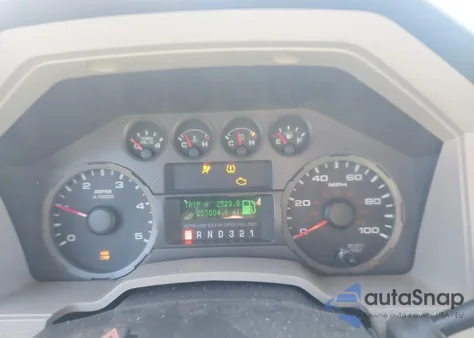 2010 Ford F-250 Lariat/Xl/Xlt z USA, uszkodzony, nr VIN 1FTSX2BR6AEA55875